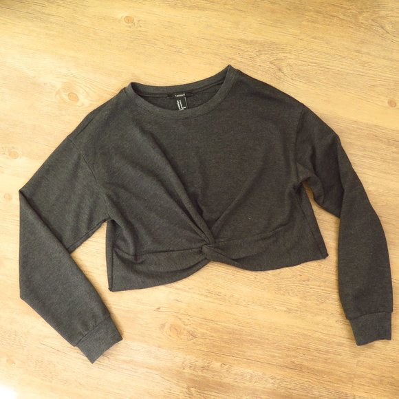 Forever 21 Sweaters - Forever 21 Twist Knot Cropped Grey Sweater